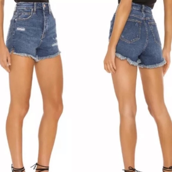 Free People We The Free Curvy Vintage Hi Rise Button fly Jean Shorts. Size 25. - Picture 1 of 13